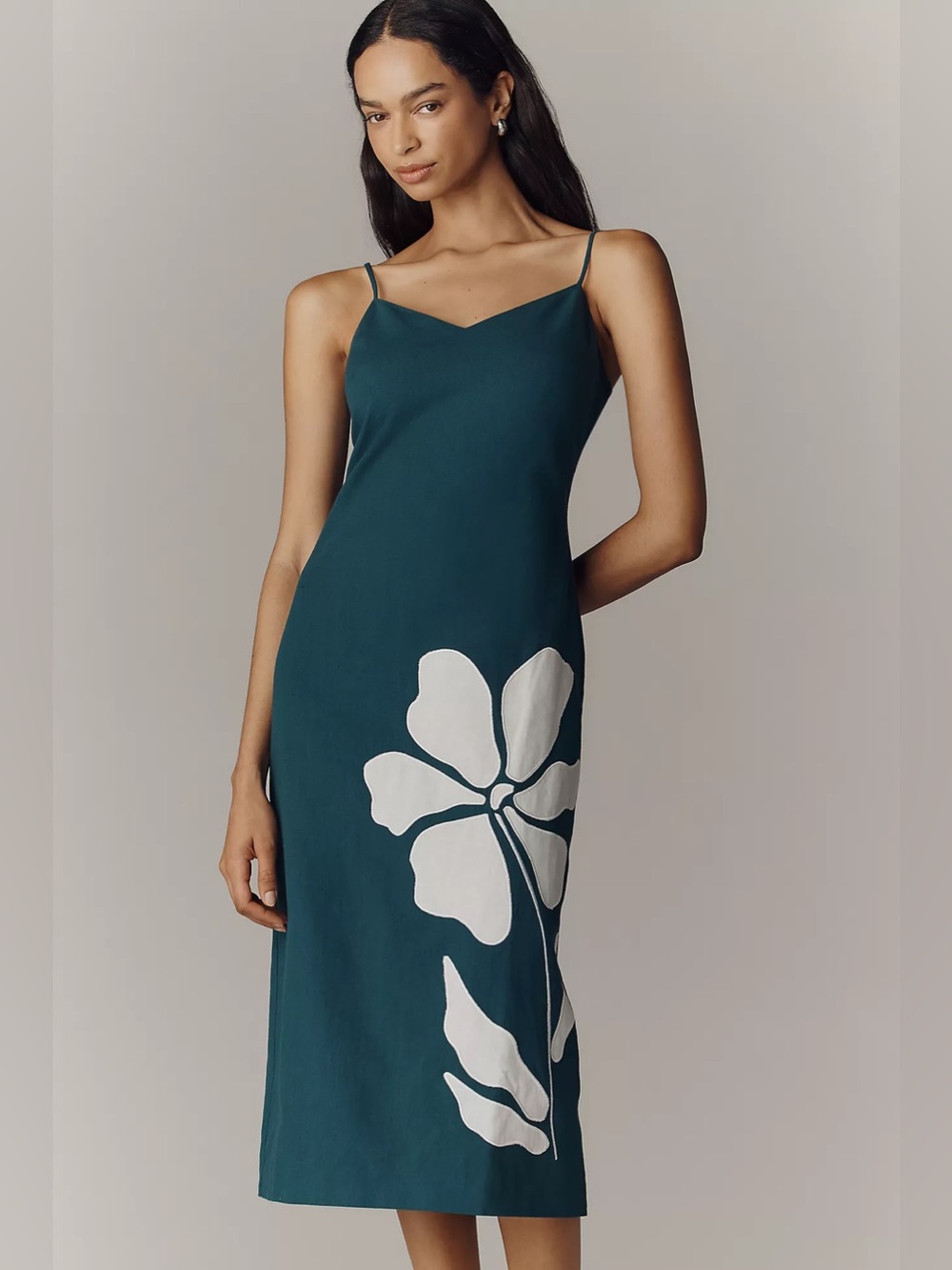 Exquise Linen Midi Dress - Picture 1 of 7